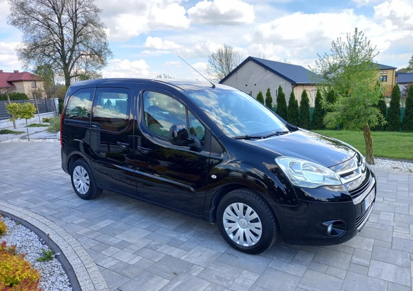 Citroen Berlingo cena 16900 przebieg: 221000, rok produkcji 2009 z Chorzele małe 191